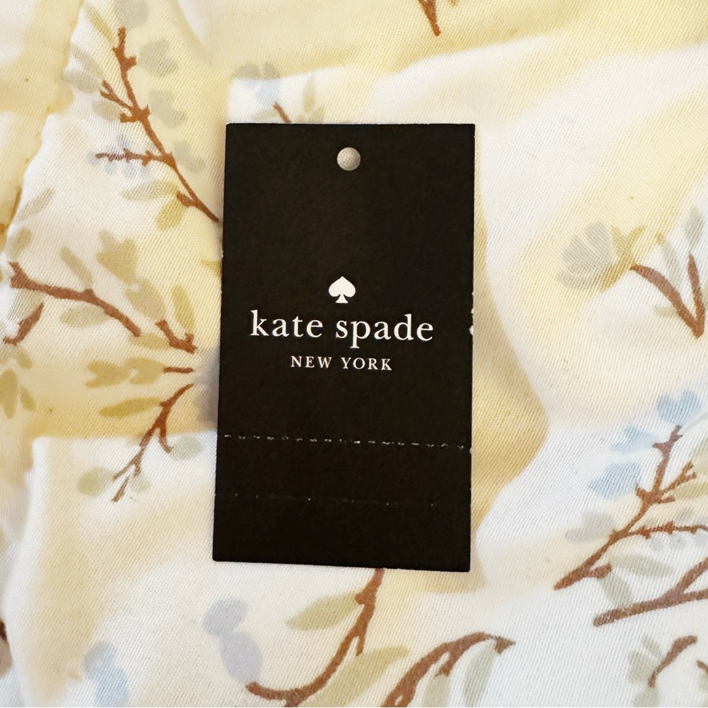 Kate Spade Leila Pebbled Leather Wallet - Picture 4 of 5
